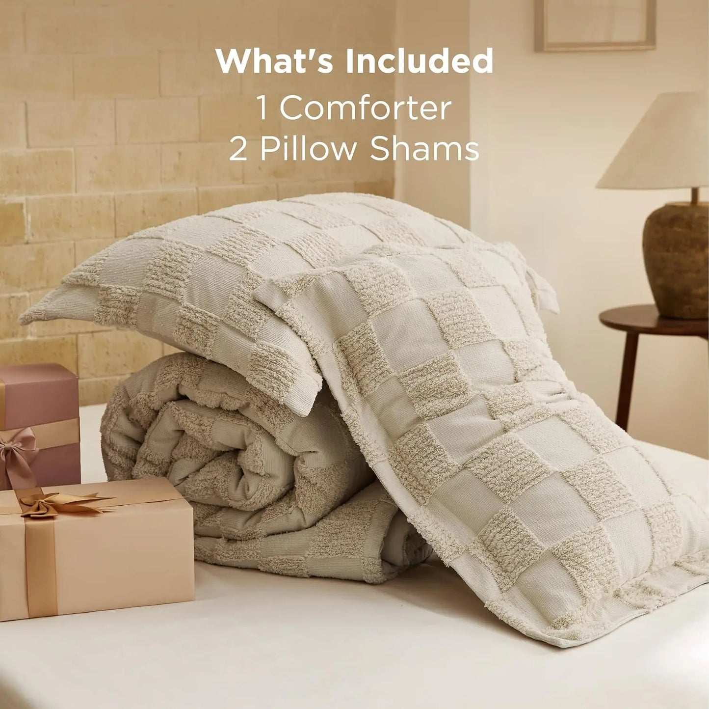 🌸 Bohemian Quilted 3-Piece Bedding Set with a soft, breathable comforter and two matching pillowcases.